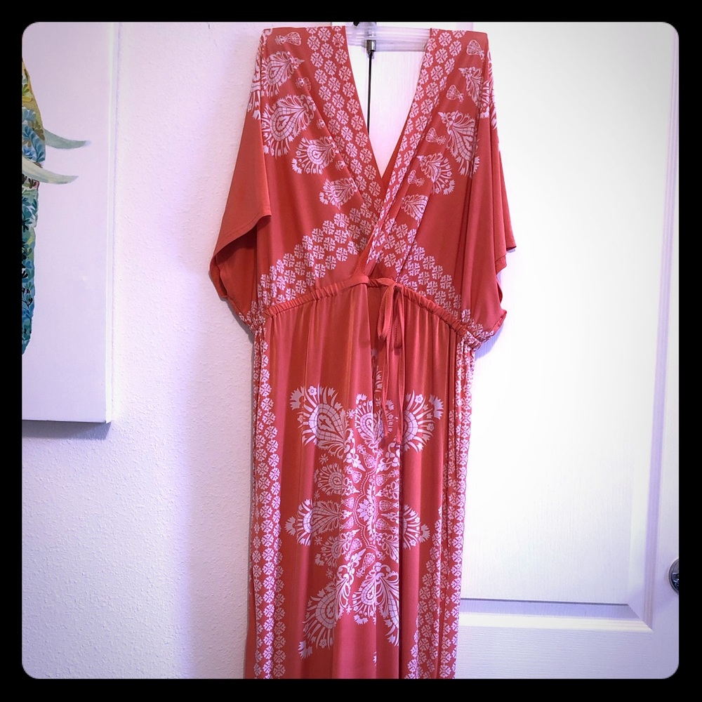 “Curvy Girl” Maxi Dress